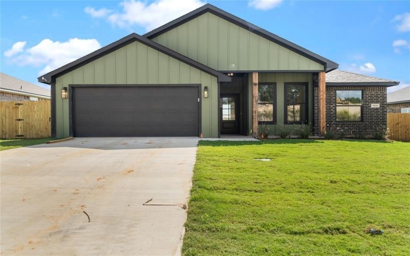 16525 Crossing Circle, Lindale, TX 75771, 4 Habitaciones Habitaciones , ,2 BañosBaños,Residential,En Venta,16525 Crossing Circle,0,21083371