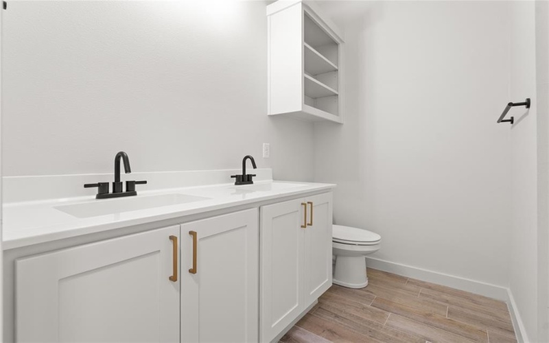 16525 Crossing Circle, Lindale, TX 75771, 4 Habitaciones Habitaciones , ,2 BañosBaños,Residential,En Venta,16525 Crossing Circle,0,21083371