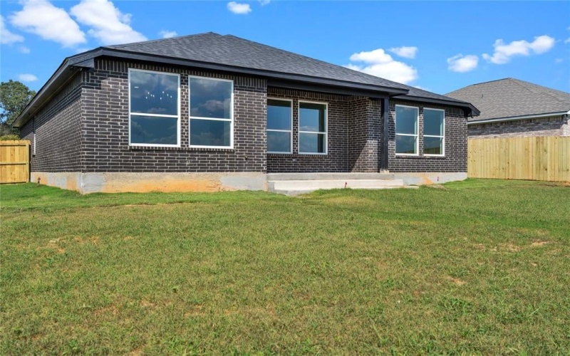 16525 Crossing Circle, Lindale, TX 75771, 4 Habitaciones Habitaciones , ,2 BañosBaños,Residential,En Venta,16525 Crossing Circle,0,21083371