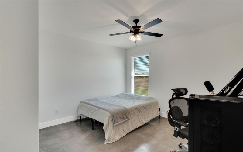 140 Olson Road, Waxahachie, TX 75167, 4 Bedrooms Bedrooms, ,2 BathroomsBathrooms,Residential,For Sale,140 Olson Road,0,21083448