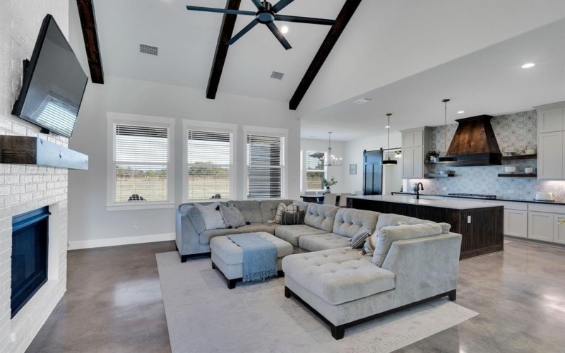 140 Olson Road, Waxahachie, TX 75167, 4 Bedrooms Bedrooms, ,2 BathroomsBathrooms,Residential,For Sale,140 Olson Road,0,21083448