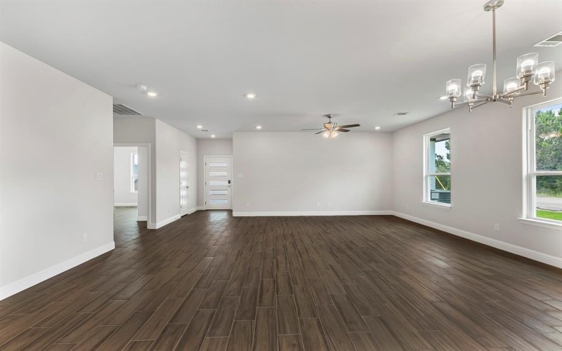 2200 Pedernales Court, Granbury, TX 76048, 3 Bedrooms Bedrooms, ,2 BathroomsBathrooms,Residential,For Sale,2200 Pedernales Court,0,21083476