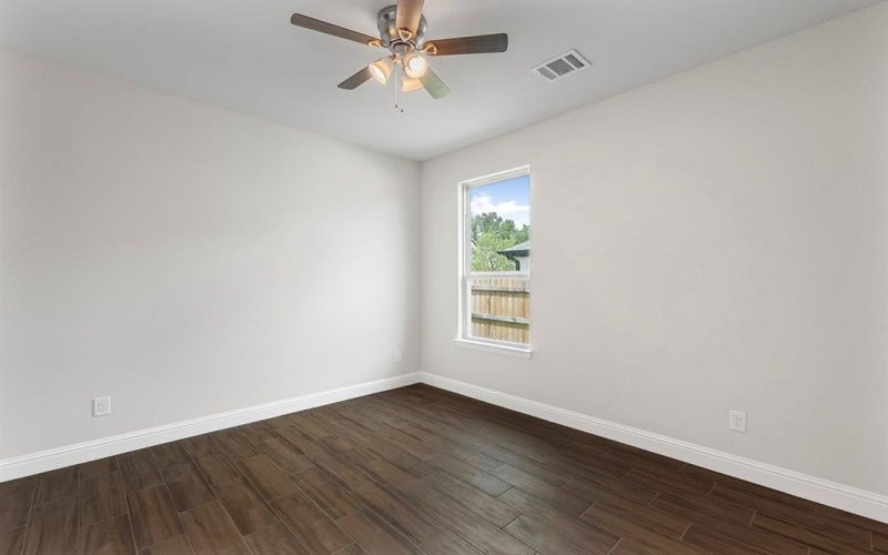 2200 Pedernales Court, Granbury, TX 76048, 3 Bedrooms Bedrooms, ,2 BathroomsBathrooms,Residential,For Sale,2200 Pedernales Court,0,21083476