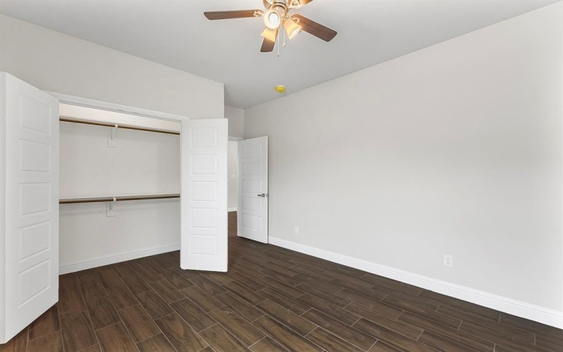 2200 Pedernales Court, Granbury, TX 76048, 3 Bedrooms Bedrooms, ,2 BathroomsBathrooms,Residential,For Sale,2200 Pedernales Court,0,21083476
