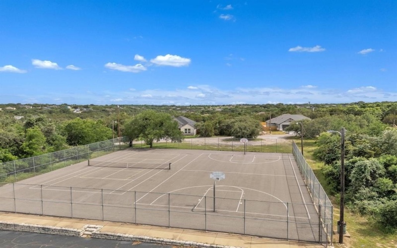 2200 Pedernales Court, Granbury, TX 76048, 3 Bedrooms Bedrooms, ,2 BathroomsBathrooms,Residential,For Sale,2200 Pedernales Court,0,21083476
