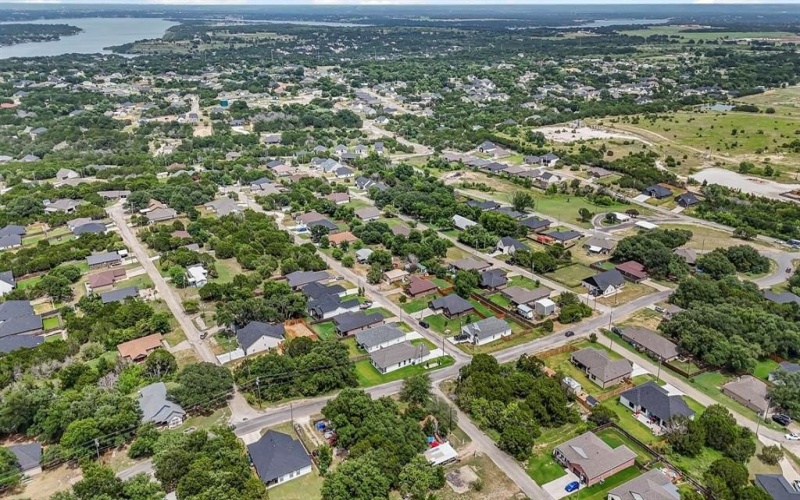 2200 Pedernales Court, Granbury, TX 76048, 3 Bedrooms Bedrooms, ,2 BathroomsBathrooms,Residential,For Sale,2200 Pedernales Court,0,21083476
