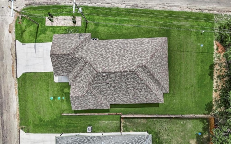 2200 Pedernales Court, Granbury, TX 76048, 3 Bedrooms Bedrooms, ,2 BathroomsBathrooms,Residential,For Sale,2200 Pedernales Court,0,21083476