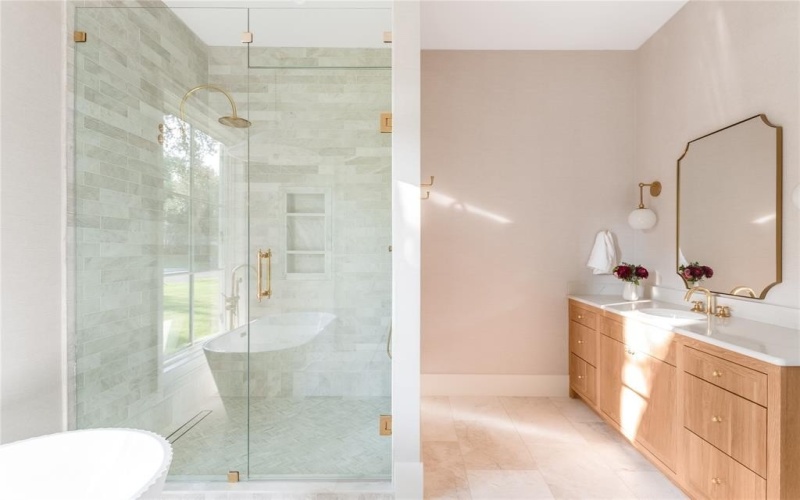 860 Edgefield Road, Fort Worth, TX 76107, 5 Bedrooms Bedrooms, ,5 BathroomsBathrooms,Residential,For Sale,860 Edgefield Road,0,21074640