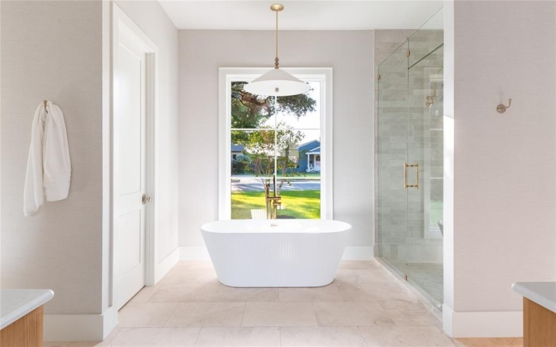 860 Edgefield Road, Fort Worth, TX 76107, 5 Bedrooms Bedrooms, ,5 BathroomsBathrooms,Residential,For Sale,860 Edgefield Road,0,21074640