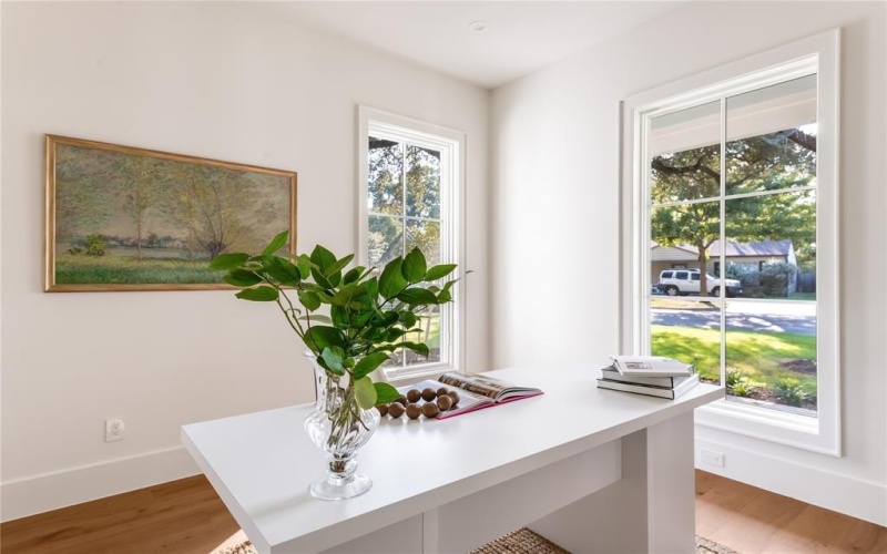 860 Edgefield Road, Fort Worth, TX 76107, 5 Bedrooms Bedrooms, ,5 BathroomsBathrooms,Residential,For Sale,860 Edgefield Road,0,21074640