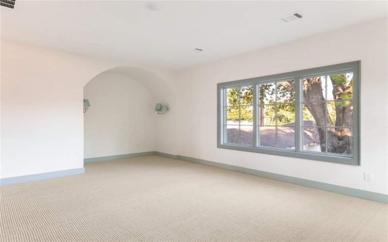 860 Edgefield Road, Fort Worth, TX 76107, 5 Bedrooms Bedrooms, ,5 BathroomsBathrooms,Residential,For Sale,860 Edgefield Road,0,21074640