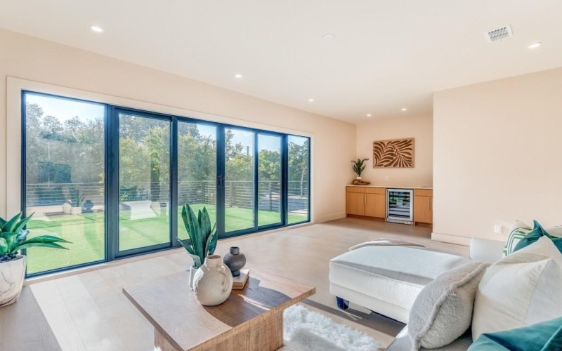 1622 Sylvan Avenue, Dallas, TX 75208, 5 Bedrooms Bedrooms, ,6 BathroomsBathrooms,Residential,For Sale,1622 Sylvan Avenue,0,21078010