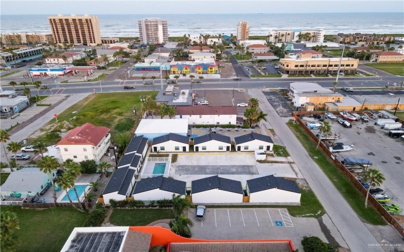 106 W Corral Street, South Padre Island, TX 78597, ,Residential Multi Family,En Venta,106 W Corral Street,453240