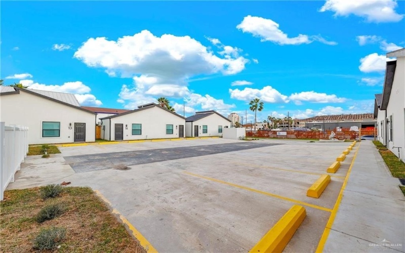 106 W Corral Street, South Padre Island, TX 78597, ,Residential Multi Family,En Venta,106 W Corral Street,453240