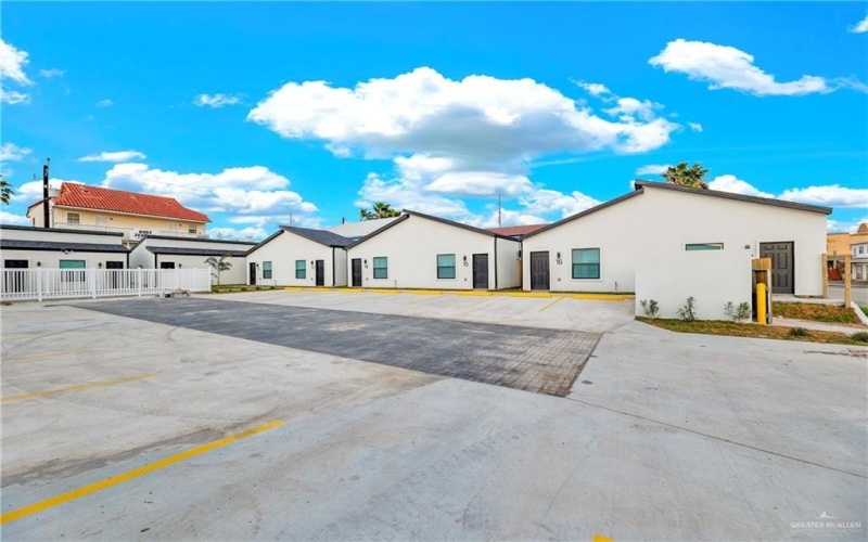 106 W Corral Street, South Padre Island, TX 78597, ,Residential Multi Family,En Venta,106 W Corral Street,453240