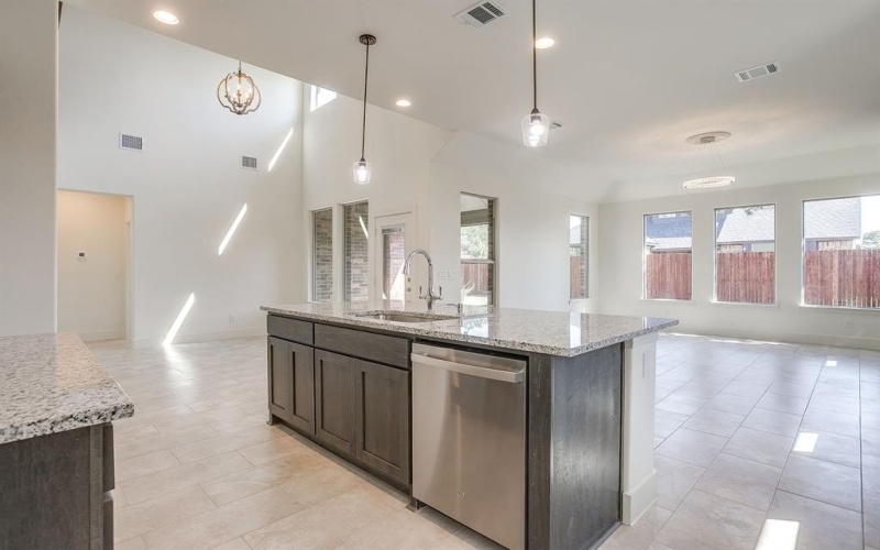 928 Arkan Lane, Fort Worth, TX 76120, 4 Bedrooms Bedrooms, ,3 BathroomsBathrooms,Residential,For Sale,928 Arkan Lane,0,21079444