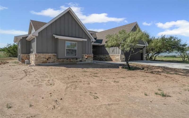 160 Gilmore Court, Lipan, TX 76462, 3 Bedrooms Bedrooms, ,2 BathroomsBathrooms,Residential,For Sale,160 Gilmore Court,0,21081258