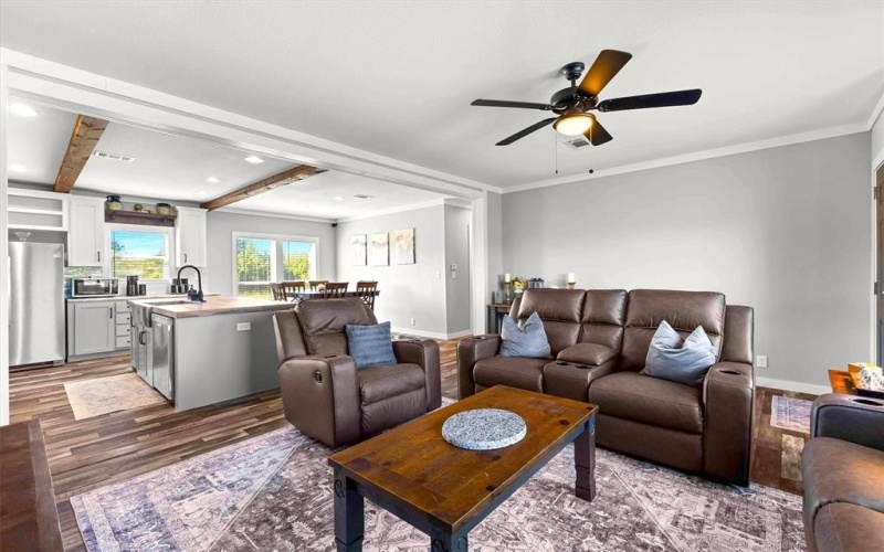 2973 Eddy Gatesville Parkway, Eddy, TX 76524, 4 Bedrooms Bedrooms, ,2 BathroomsBathrooms,Residential,For Sale,2973 Eddy Gatesville Parkway,0,21081607