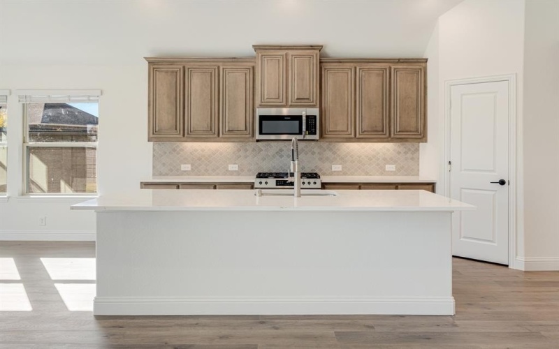 7312 Iris Road, Little Elm, TX 76227, 3 Habitaciones Habitaciones , ,2 BañosBaños,Residential,En Venta,7312 Iris Road,0,21081640