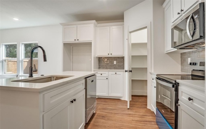 5914 Tin Top Highway, Granbury, TX 76048, 3 Bedrooms Bedrooms, ,2 BathroomsBathrooms,Residential,For Sale,5914 Tin Top Highway,0,21082441