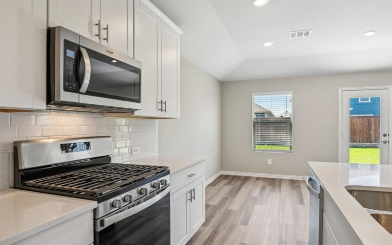2128 Mustang Way, Seagoville, TX 75159, 3 Habitaciones Habitaciones , ,2 BañosBaños,Residential,En Venta,2128 Mustang Way,0,21078244