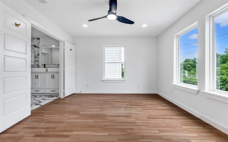 2321 Budd Street, Dallas, TX 75215, 4 Bedrooms Bedrooms, ,3 BathroomsBathrooms,Residential,For Sale,2321 Budd Street,0,21082590