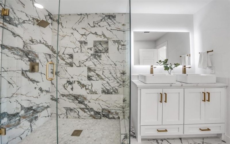 2321 Budd Street, Dallas, TX 75215, 4 Bedrooms Bedrooms, ,3 BathroomsBathrooms,Residential,For Sale,2321 Budd Street,0,21082590