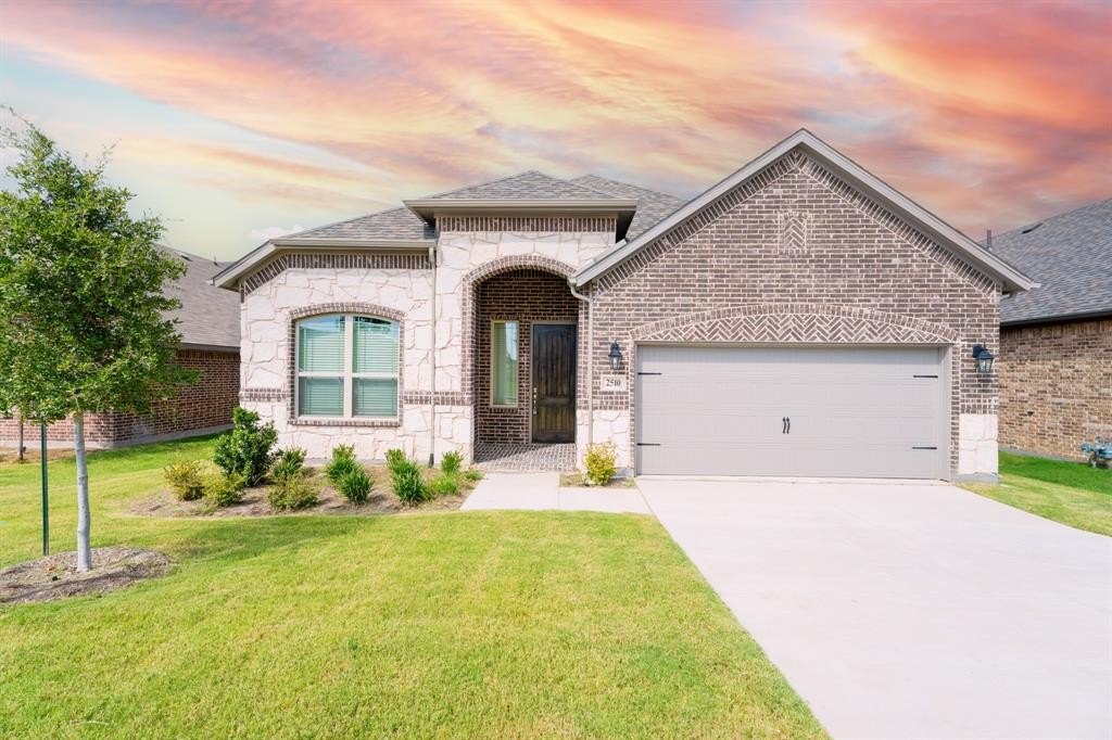 2510 Rockbrook Road, Garland, TX 75041, 3 Bedrooms Bedrooms, ,2 BathroomsBathrooms,Residential,For Sale,2510 Rockbrook Road,0,21079002