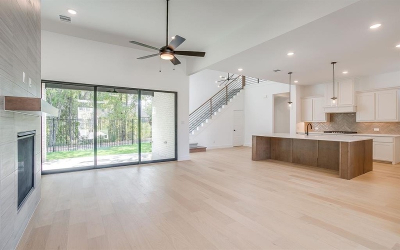 8428 Hidden Creek Court, North Richland Hills, TX 76182, 3 Habitaciones Habitaciones , ,2 BañosBaños,Residential,En Venta,8428 Hidden Creek Court,0,21081238