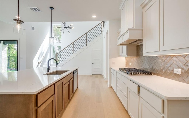 8428 Hidden Creek Court, North Richland Hills, TX 76182, 3 Habitaciones Habitaciones , ,2 BañosBaños,Residential,En Venta,8428 Hidden Creek Court,0,21081238