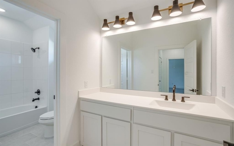 8428 Hidden Creek Court, North Richland Hills, TX 76182, 3 Habitaciones Habitaciones , ,2 BañosBaños,Residential,En Venta,8428 Hidden Creek Court,0,21081238