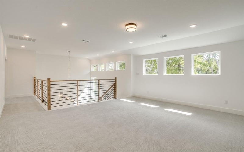 8428 Hidden Creek Court, North Richland Hills, TX 76182, 3 Habitaciones Habitaciones , ,2 BañosBaños,Residential,En Venta,8428 Hidden Creek Court,0,21081238