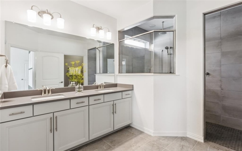 908 Cormorant Drive, McKinney, TX 75071, 2 Habitaciones Habitaciones , ,2 BañosBaños,Residential,En Venta,908 Cormorant Drive,0,21082659