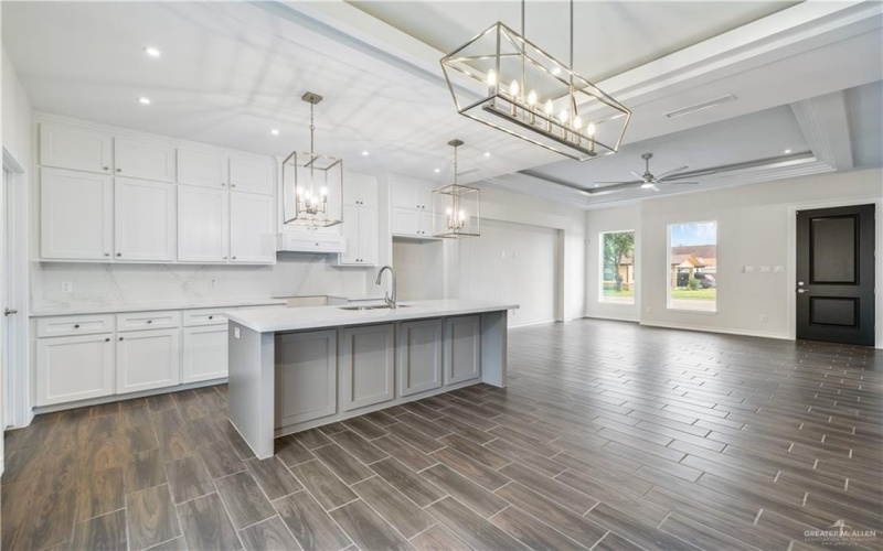 2304 Crimson Avenue, Mission, TX 78574, 4 Bedrooms Bedrooms, ,2 BathroomsBathrooms,Residential,For Sale,2304 Crimson Avenue,453970