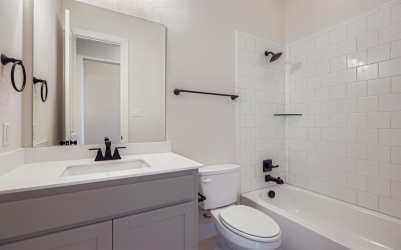 4408 Lamplights Drive, Celina, TX 75078, 3 Bedrooms Bedrooms, ,2 BathroomsBathrooms,Residential,For Sale,4408 Lamplights Drive,0,21082725