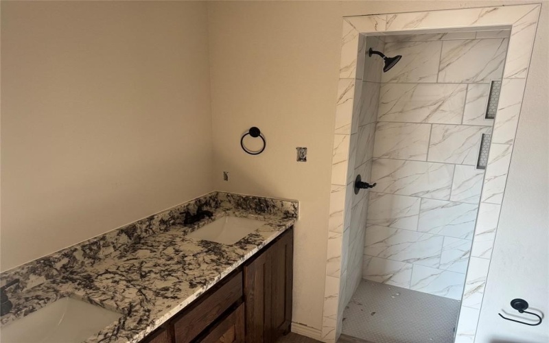 1004 Bradshaw Court, Springtown, TX 76082, 3 Habitaciones Habitaciones , ,2 BañosBaños,Residential,En Venta,1004 Bradshaw Court,0,21082744