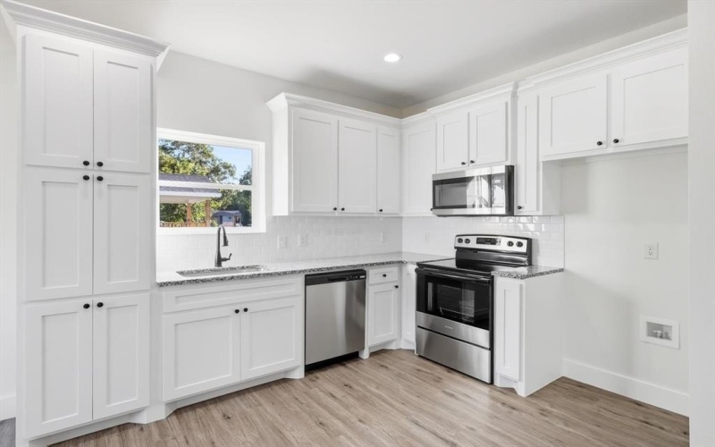 106 Clark Street, Whitesboro, TX 76273, 3 Habitaciones Habitaciones , ,2 BañosBaños,Residential,En Venta,106 Clark Street,0,21082932