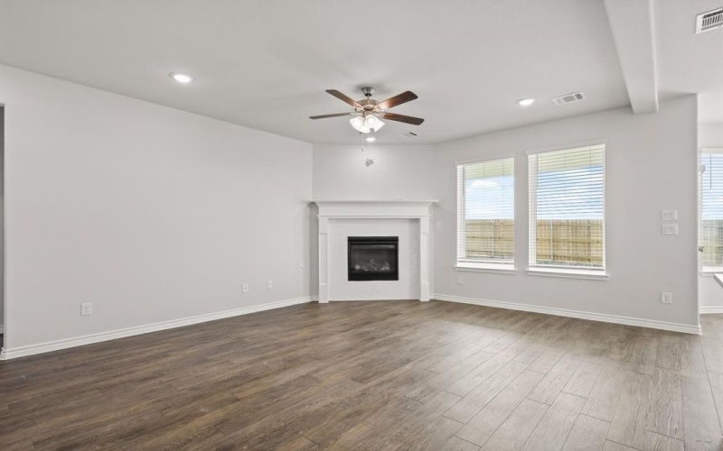 6909 Night Owl Lane, Fort Worth, TX 76036, 4 Bedrooms Bedrooms, ,3 BathroomsBathrooms,Residential,For Sale,6909 Night Owl Lane,0,21083173