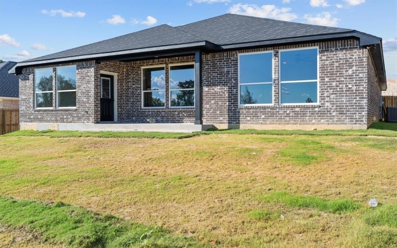 16517 Crossing Circle, Lindale, TX 75771, 4 Habitaciones Habitaciones , ,2 BañosBaños,Residential,En Venta,16517 Crossing Circle,0,21083338