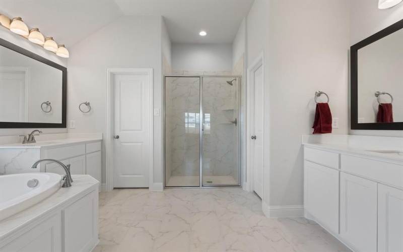 205 Resting Place Road, Waxahachie, TX 75165, 4 Habitaciones Habitaciones , ,2 BañosBaños,Residential,En Venta,205 Resting Place Road,0,21082903