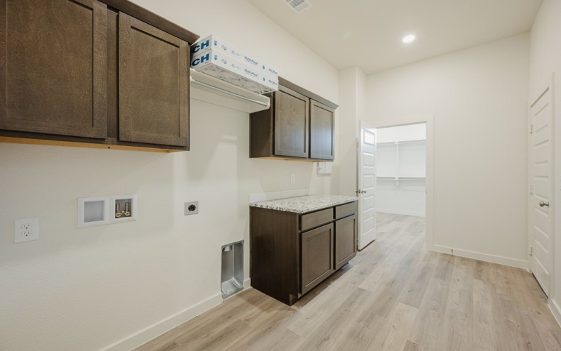 10205 Pronghorn Rd, Odessa, TX 79765, 4 Habitaciones Habitaciones , ,3 BañosBaños,Residential,En Venta,10205 Pronghorn Rd,0,163594
