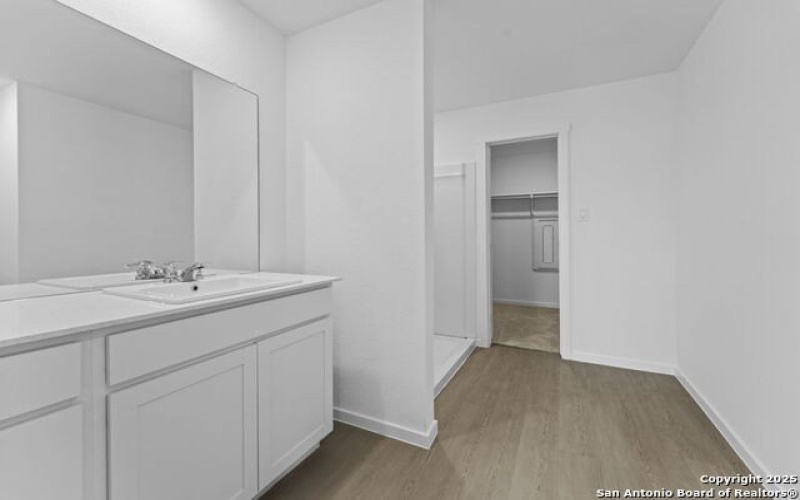 720 Horsetail Ln, New Braunfels, TX 78130, 4 Habitaciones Habitaciones , ,2 BañosBaños,Residential,En Venta,720 Horsetail Ln,0,1914328