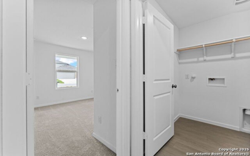 720 Horsetail Ln, New Braunfels, TX 78130, 4 Habitaciones Habitaciones , ,2 BañosBaños,Residential,En Venta,720 Horsetail Ln,0,1914328
