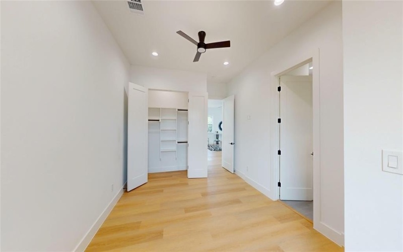 4707 Linnet Lane, Dallas, TX 75209, 6 Bedrooms Bedrooms, ,6 BathroomsBathrooms,Residential,For Sale,4707 Linnet Lane,0,21083639