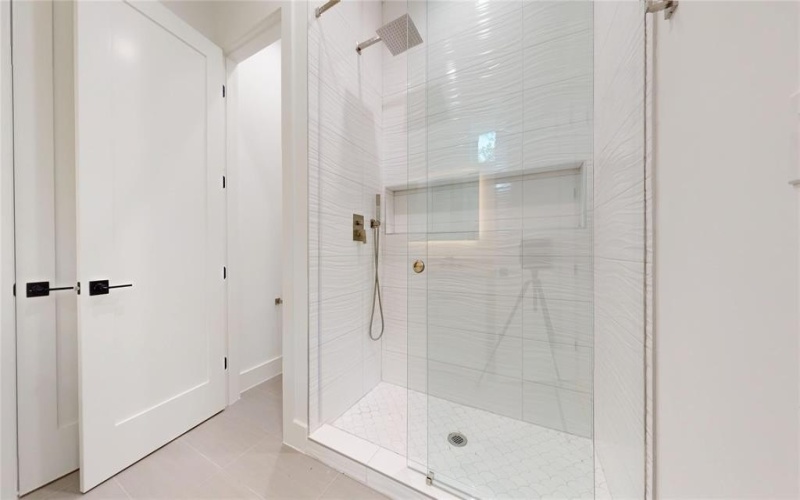 4707 Linnet Lane, Dallas, TX 75209, 6 Bedrooms Bedrooms, ,6 BathroomsBathrooms,Residential,For Sale,4707 Linnet Lane,0,21083639