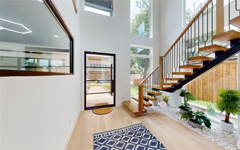 4707 Linnet Lane, Dallas, TX 75209, 6 Bedrooms Bedrooms, ,6 BathroomsBathrooms,Residential,For Sale,4707 Linnet Lane,0,21083639