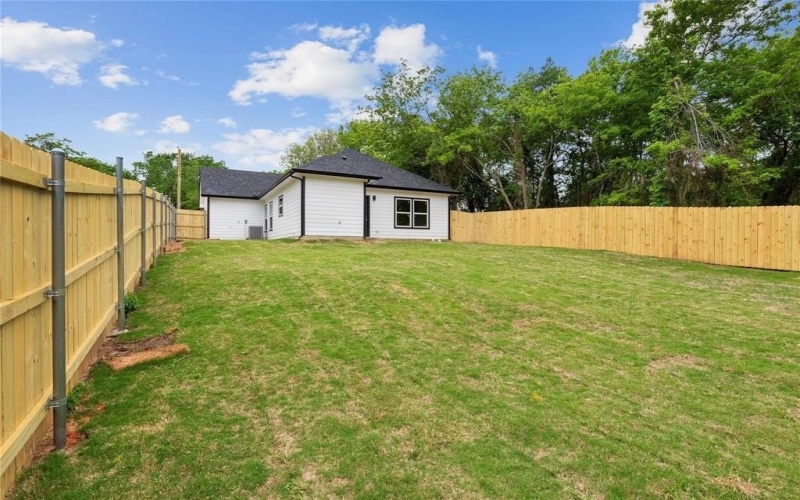 727 W Parnell Street, Denison, TX 75020, 3 Habitaciones Habitaciones , ,2 BañosBaños,Residential,En Venta,727 W Parnell Street,0,21083658