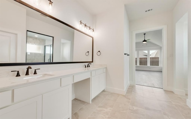 6036 Foxwheel Way, Fort Worth, TX 76123, 4 Bedrooms Bedrooms, ,3 BathroomsBathrooms,Residential,For Sale,6036 Foxwheel Way,0,21083695