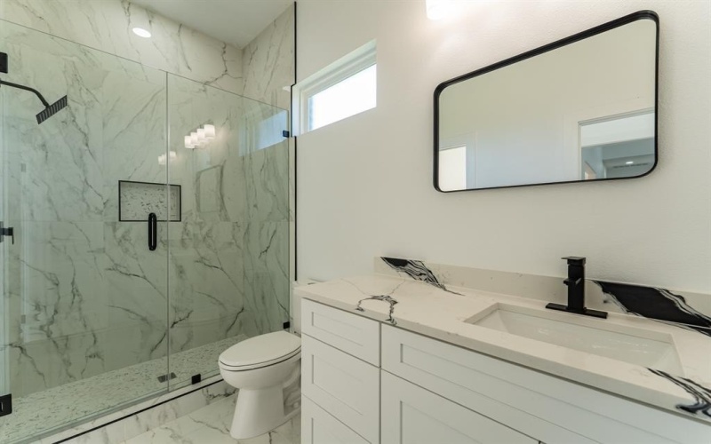 2147 Heath Street, Sulphur Springs, TX 75482, 4 Bedrooms Bedrooms, ,5 BathroomsBathrooms,Residential,For Sale,2147 Heath Street,0,21083723