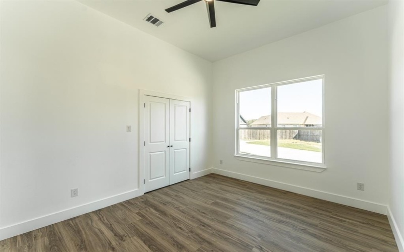 2147 Heath Street, Sulphur Springs, TX 75482, 4 Bedrooms Bedrooms, ,5 BathroomsBathrooms,Residential,For Sale,2147 Heath Street,0,21083723